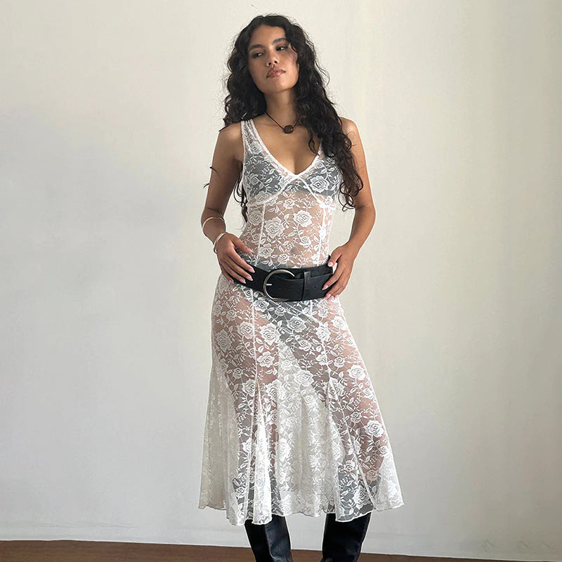 Sexy and fashionable V-neck see-through lace stitching long dress